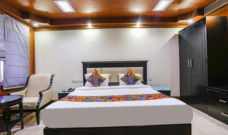 Fabhotel Blue Moon Home Stay image