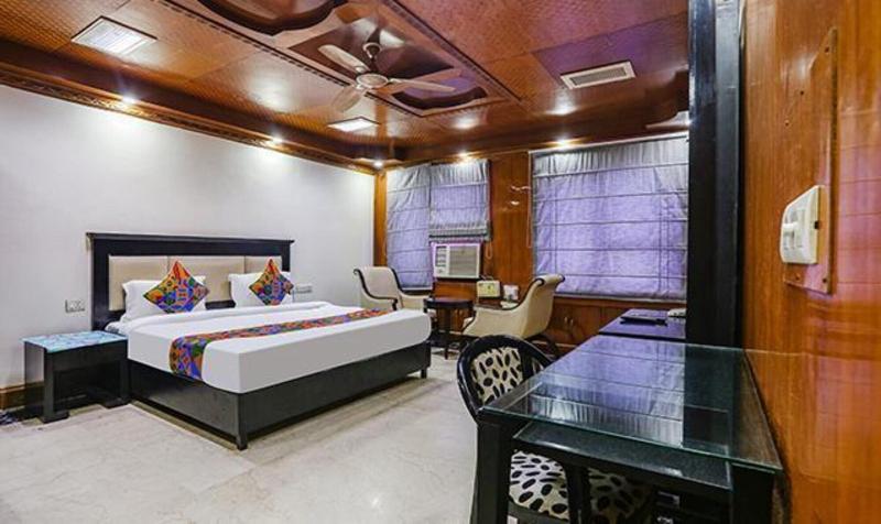 Fabhotel Blue Moon Home Stay image