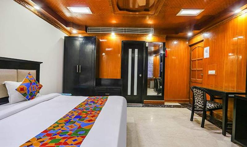 Fabhotel Blue Moon Home Stay image