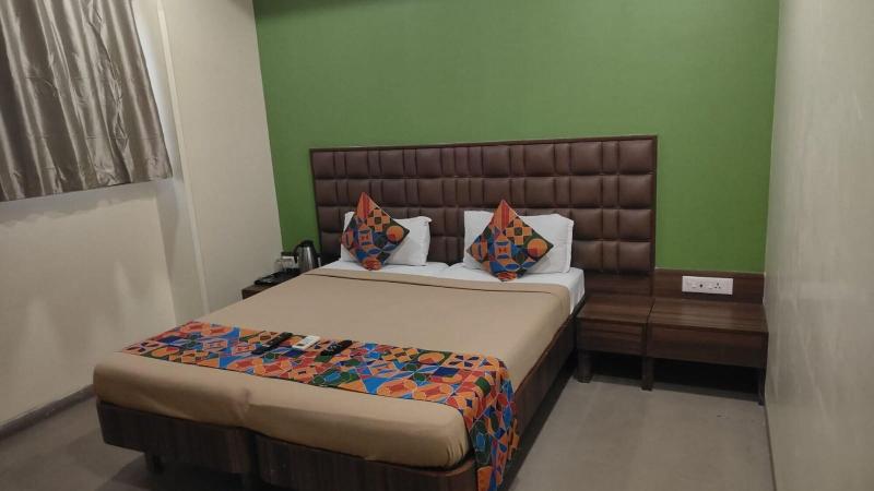 Fabhotel Landmark Residency image
