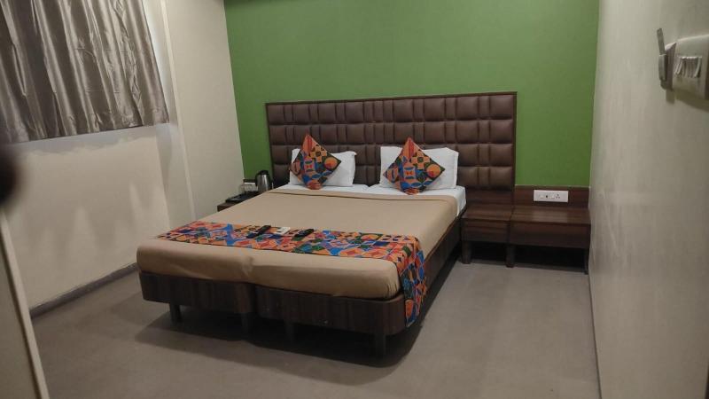 Fabhotel Landmark Residency image