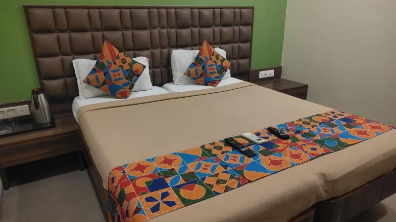Fabhotel Landmark Residency image