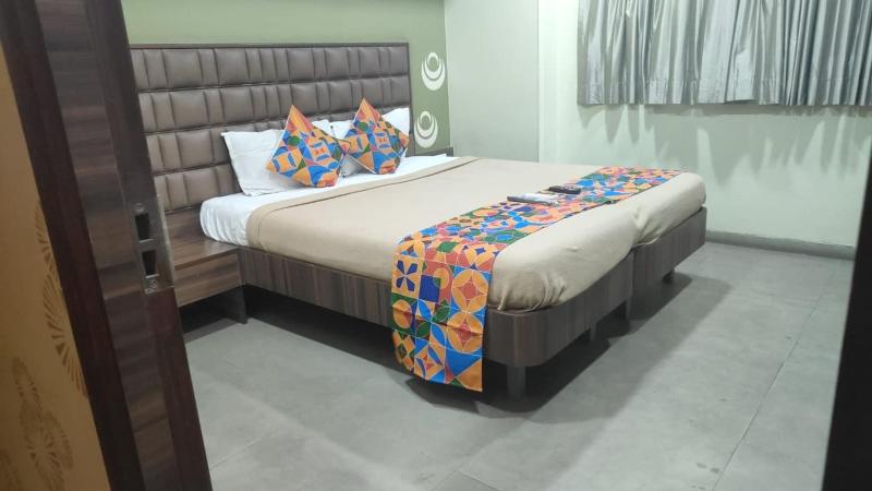 Fabhotel Landmark Residency image