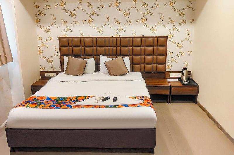 Fabhotel Landmark Residency image