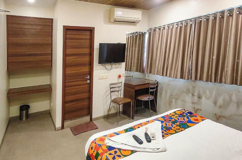 Fabhotel Landmark Residency image