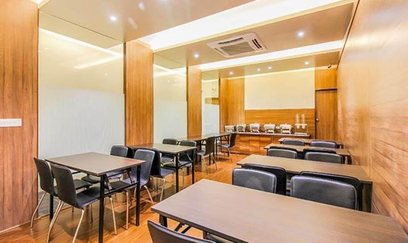Fabhotel Rk International image
