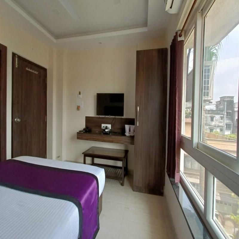 Hotel Sheldon Inn — view