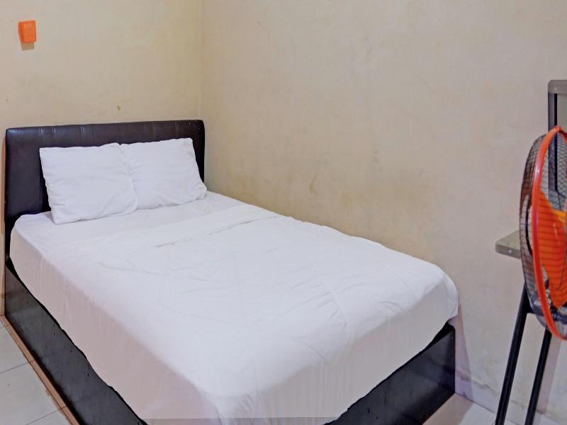 Spot On 92875 Pelita Stay image