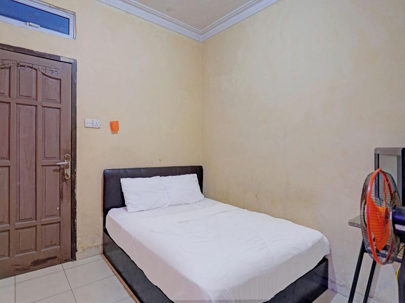 Spot On 92875 Pelita Stay image