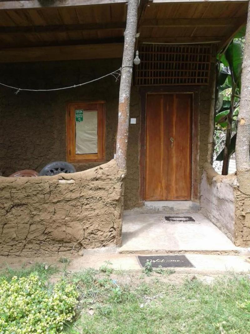 Green Leaf Cabanas image