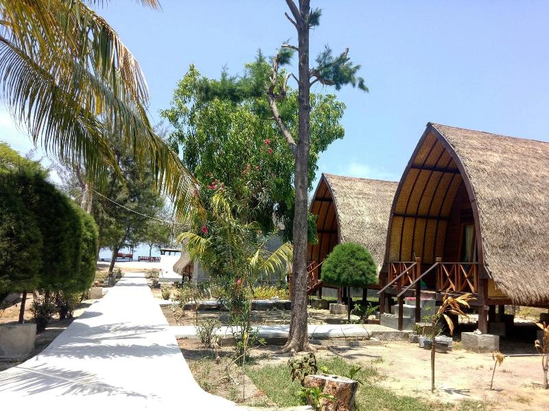 Nusa Indah Bungalows — general view