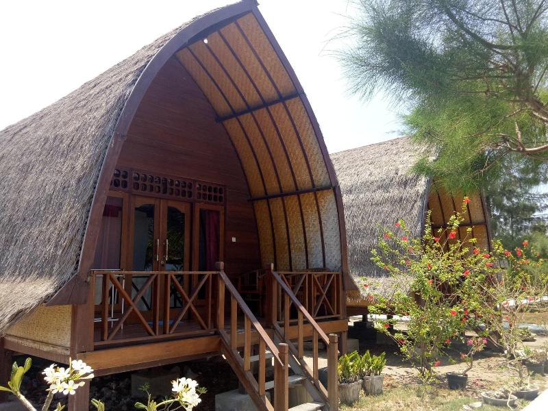 Nusa Indah Bungalows — general view