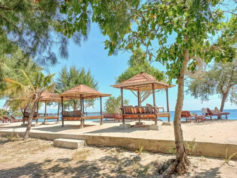 Nusa Indah Bungalows image