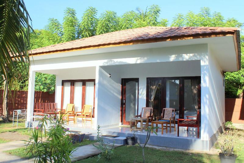 Nusa Indah Bungalows image