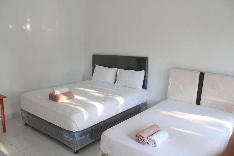 Nusa Indah Bungalows image