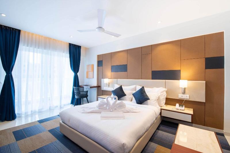 Staybird B Suite Business Hotel image