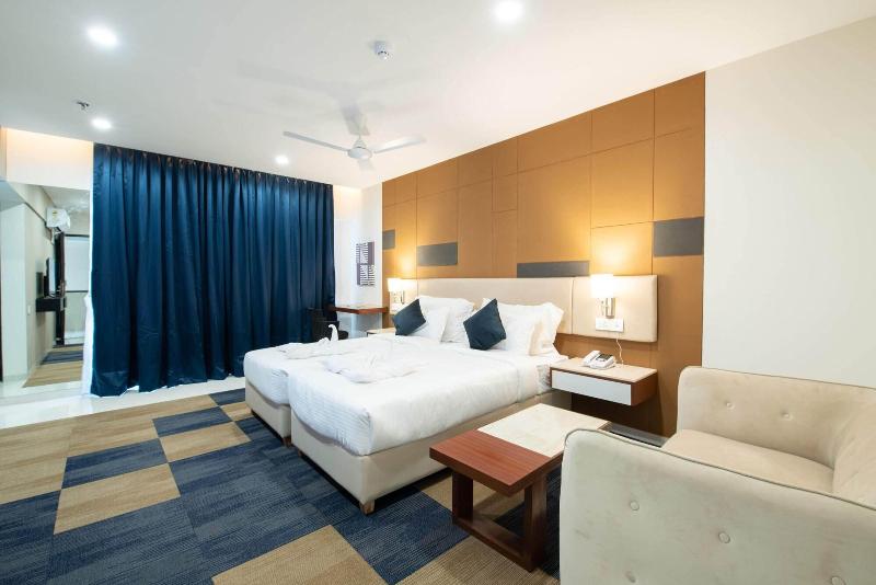 Staybird B Suite Business Hotel image