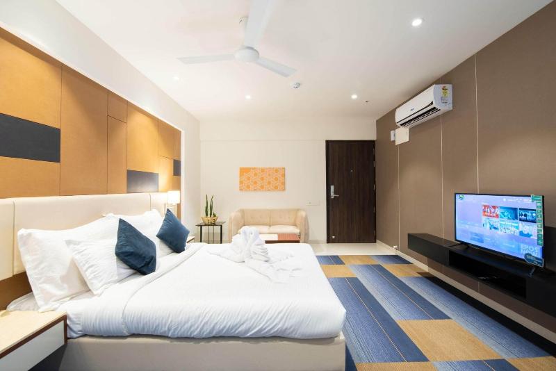 Staybird B Suite Business Hotel image