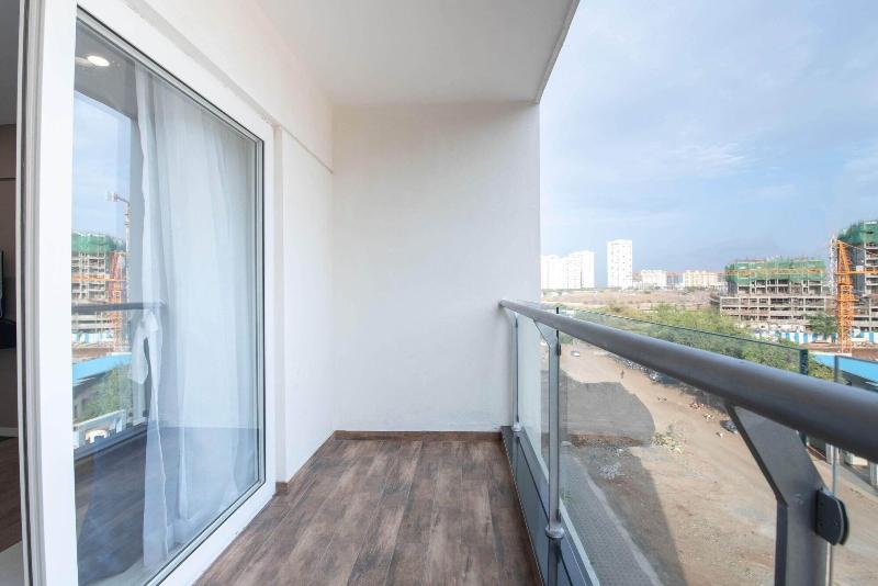 Staybird B Suite Business Hotel image
