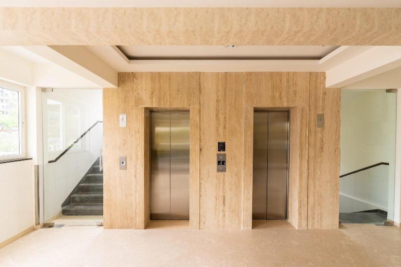 Staybird B Suite Business Hotel image