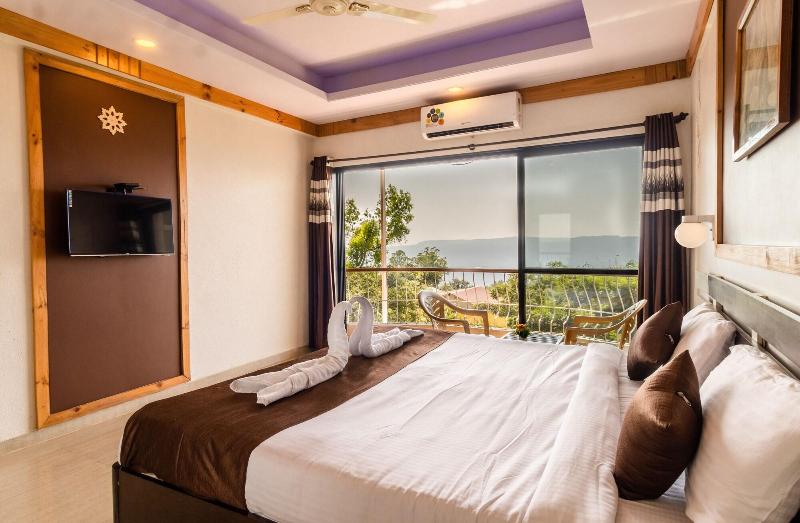 Saga Resort image