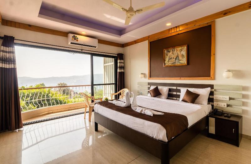 Saga Resort image