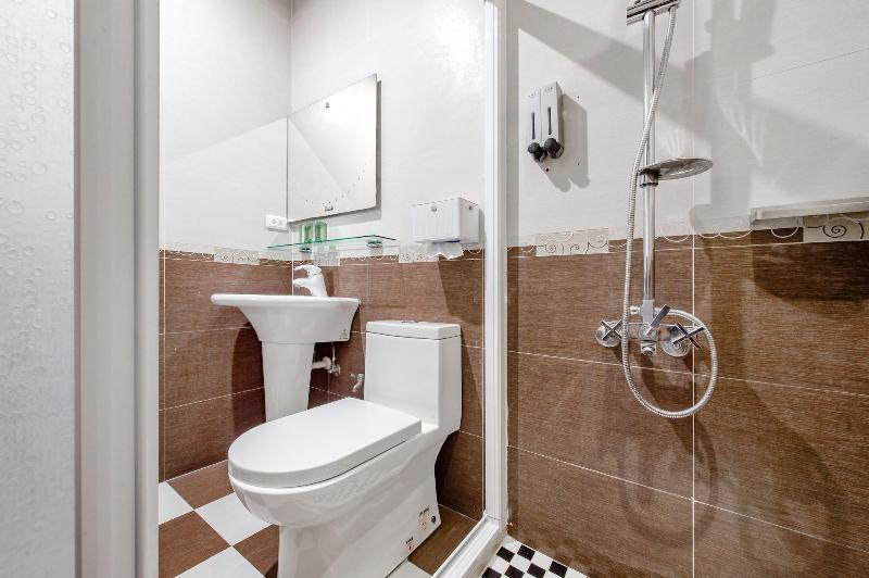 H Knock Knock Style Inn image