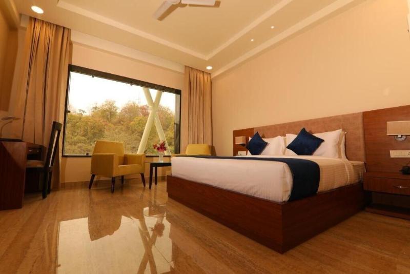 The Forest Hill Hotel image