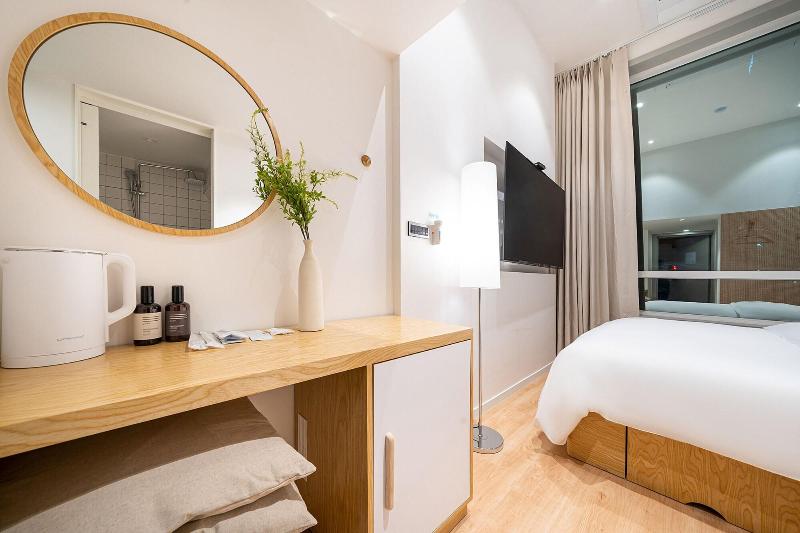 Aank Hotel Hongdae image