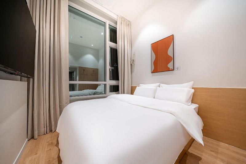 Aank Hotel Hongdae image