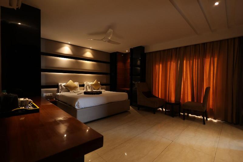 The Latitude Luxury image