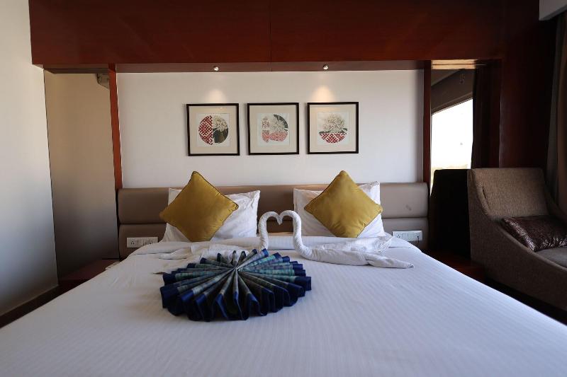 The Latitude Luxury image