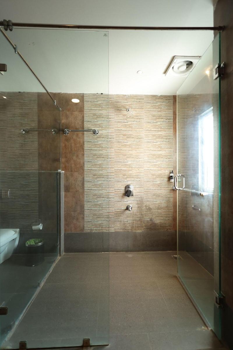 The Latitude Luxury image