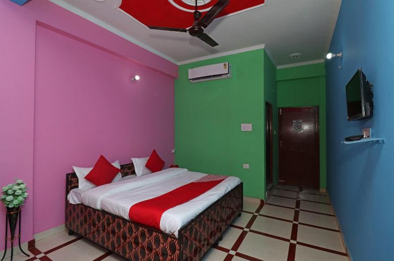 Ugte Hotel image
