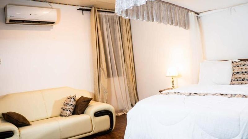 Upper Hill Place image