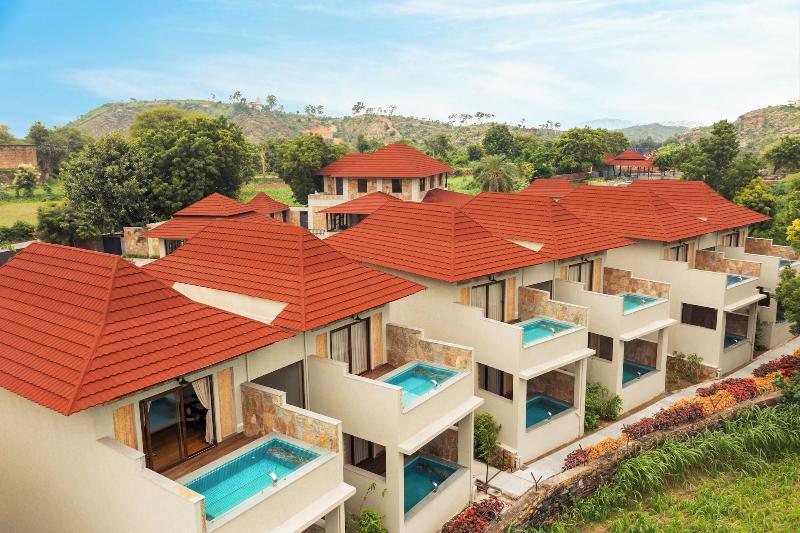 Sarasiruham Resort Private Pool Villa image
