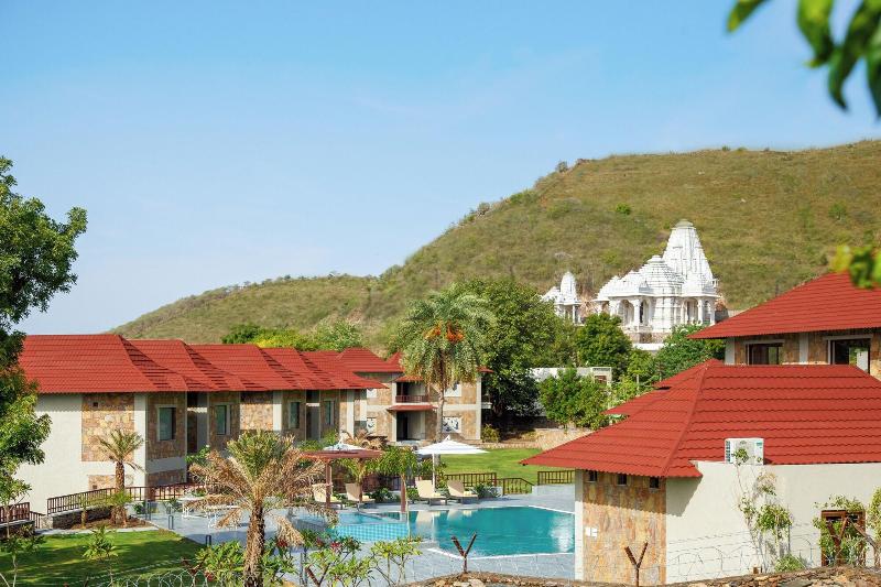 Sarasiruham Resort Private Pool Villa image