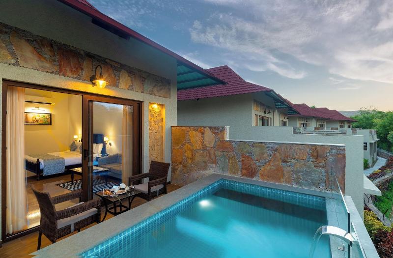 Sarasiruham Resort Private Pool Villa image