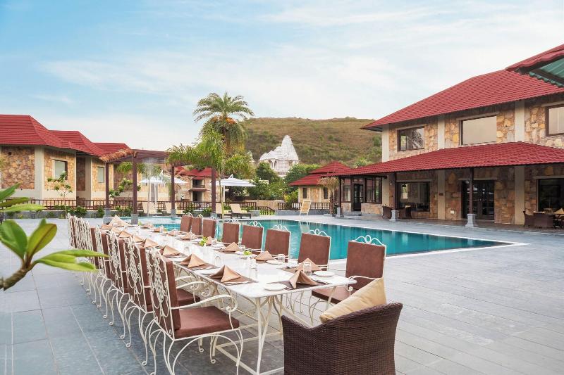 Sarasiruham Resort Private Pool Villa image