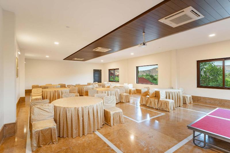 Sarasiruham Resort Private Pool Villa image