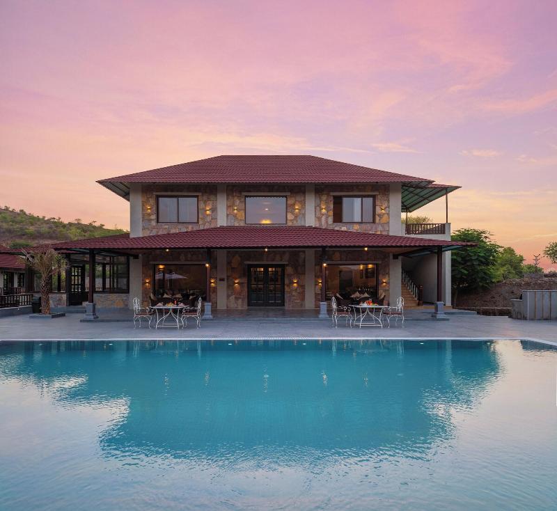 Sarasiruham Resort Private Pool Villa image