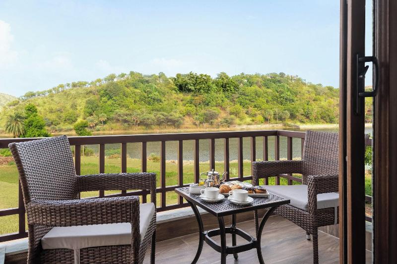 Sarasiruham Resort Private Pool Villa image