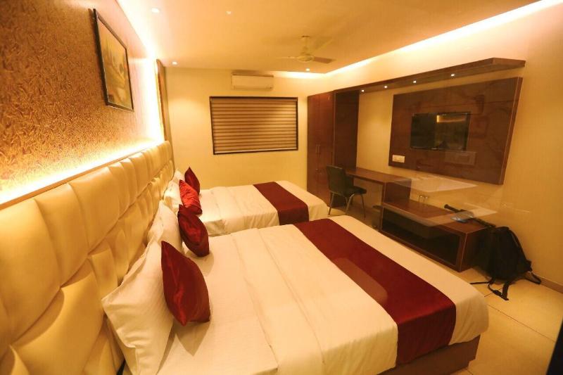 Hotel Hindustan Residency image