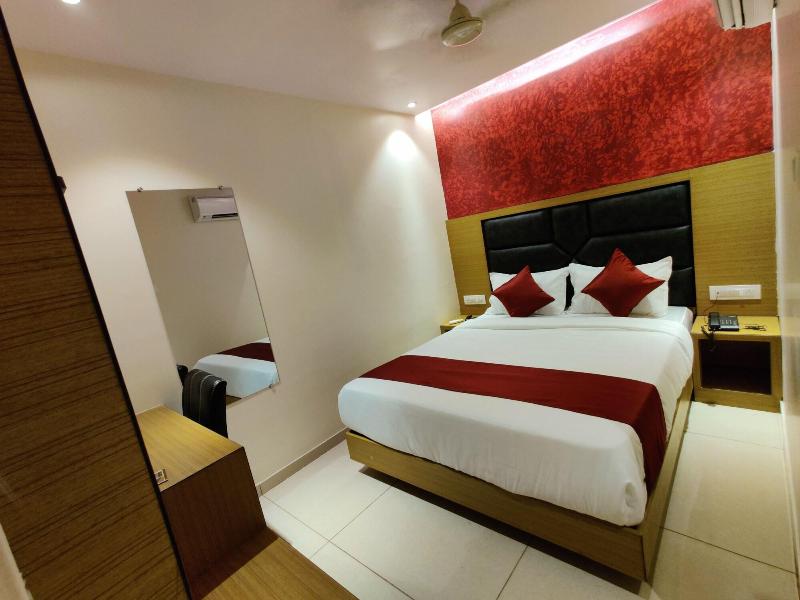 Hotel Hindustan Residency image