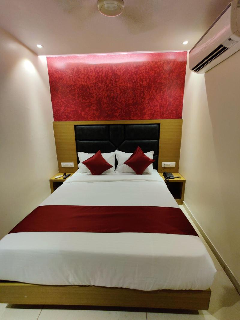 Hotel Hindustan Residency image