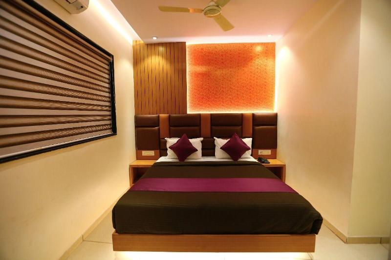 Hotel Hindustan Residency image