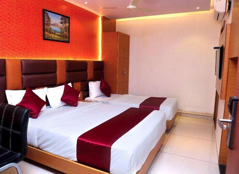 Hotel Hindustan Residency image