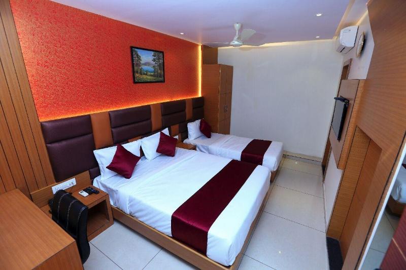 Hotel Hindustan Residency image