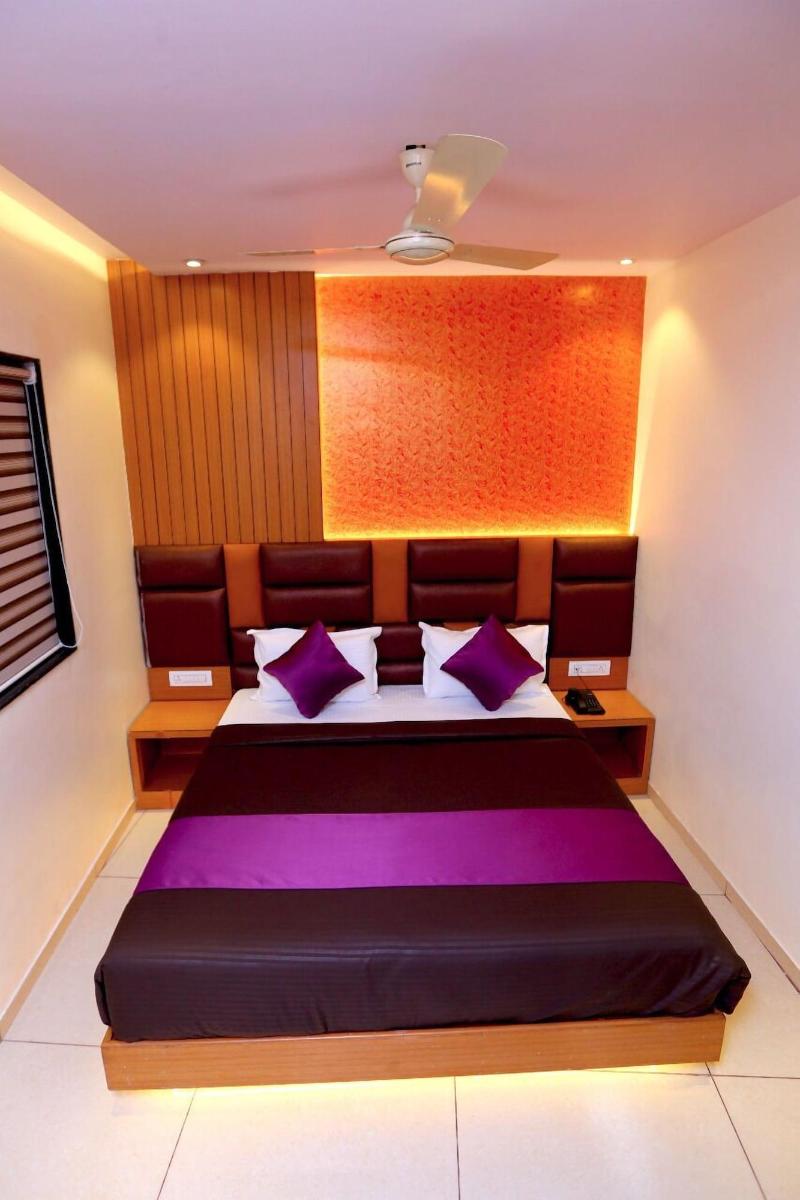 Hotel Hindustan Residency image