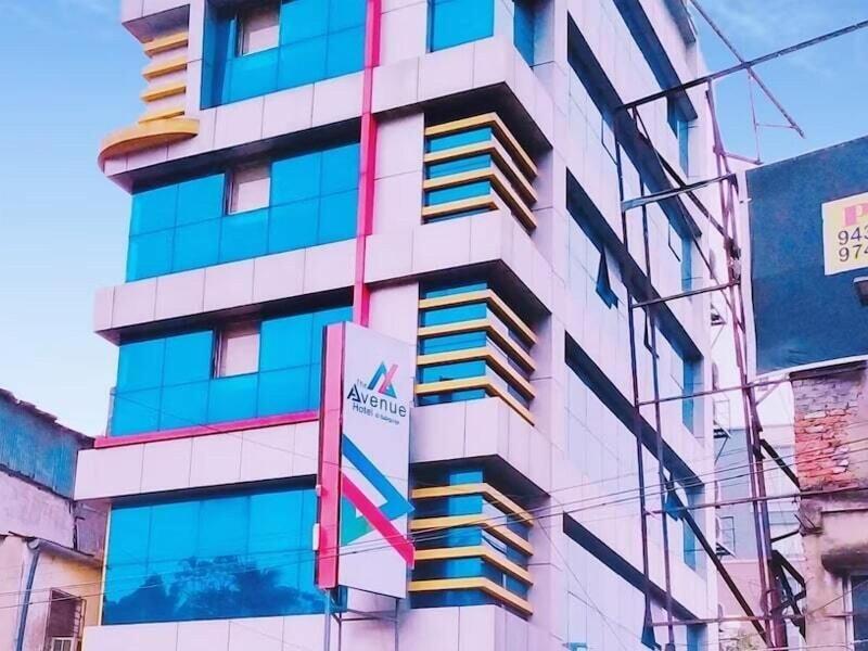 Avenue Hotel Ballygunge — exterior view